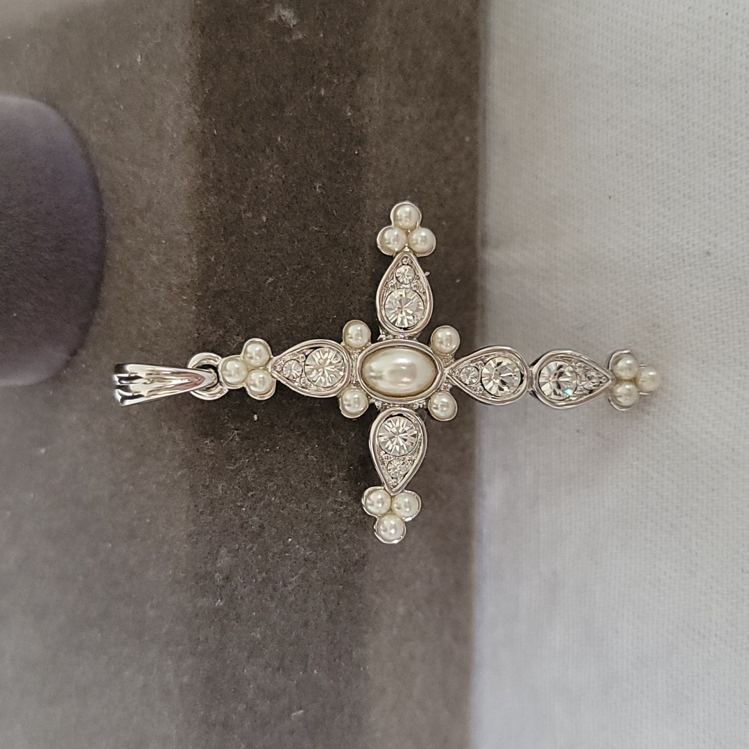Jbk Simulated Pearls And Simulated Diamond Cross Pendant